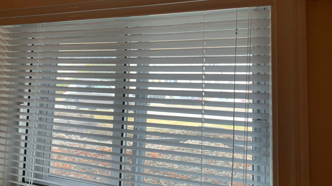vertical blinds in montreal, vertical blinds in laval, best vertical blinds