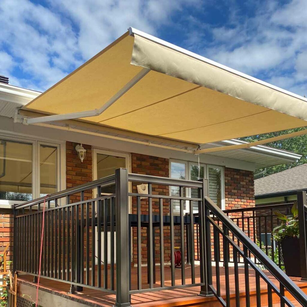 awning montreal, Retractable awning, retractable awnings for decks, retractable awnings motorized, auvent, auvent montreal